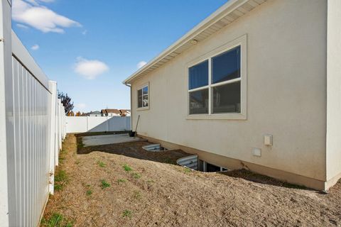 Tiny photo for 961 N 120 E, Santaquin, UT 84655 (MLS # 2122396)