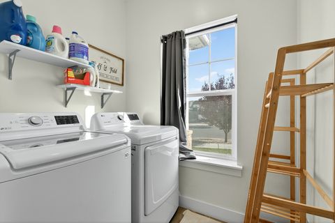 Tiny photo for 961 N 120 E, Santaquin, UT 84655 (MLS # 2122396)