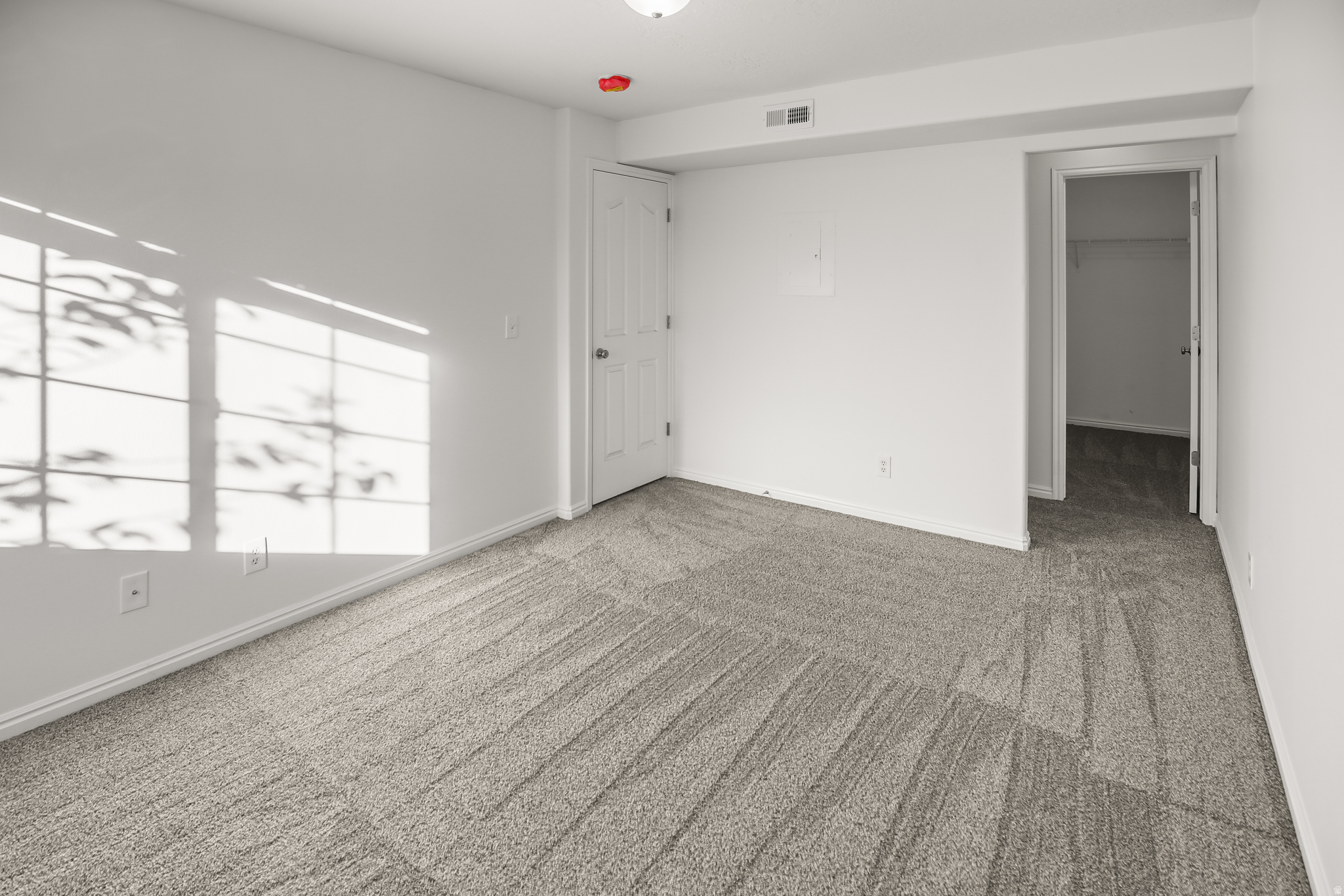 COUNTRY WOODS - Residential