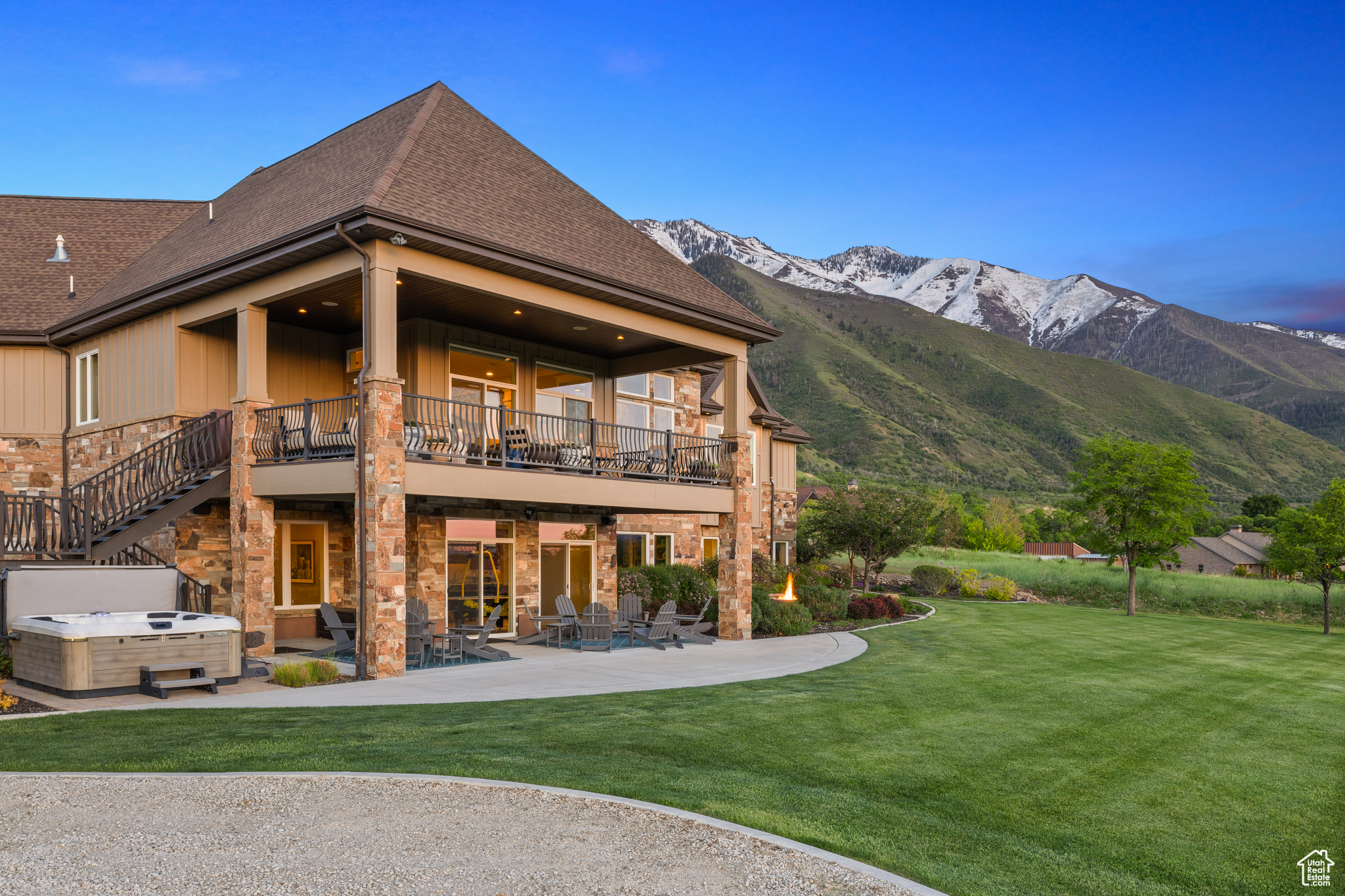 WOOD ESTATES - Residential