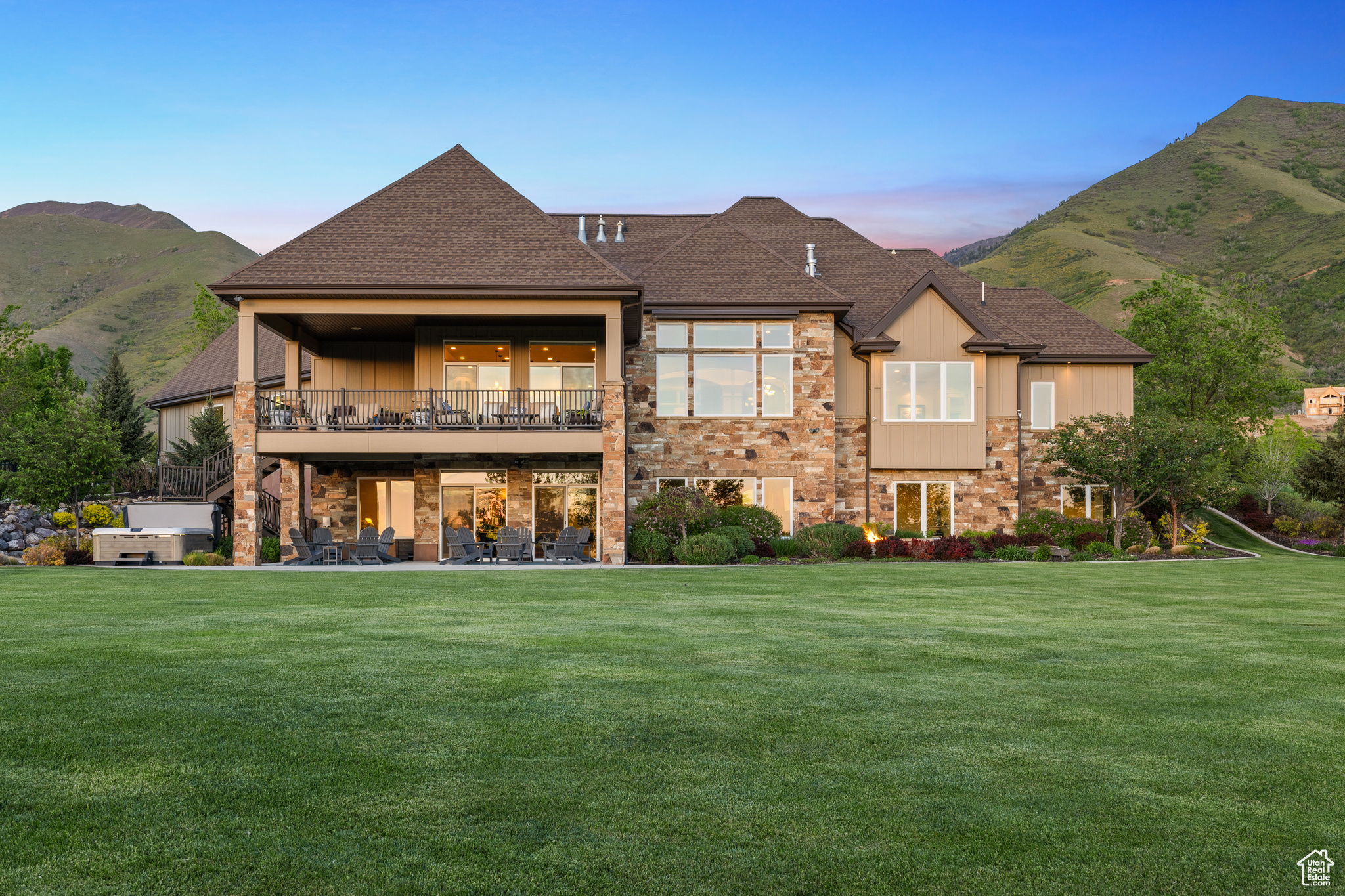 WOOD ESTATES - Residential
