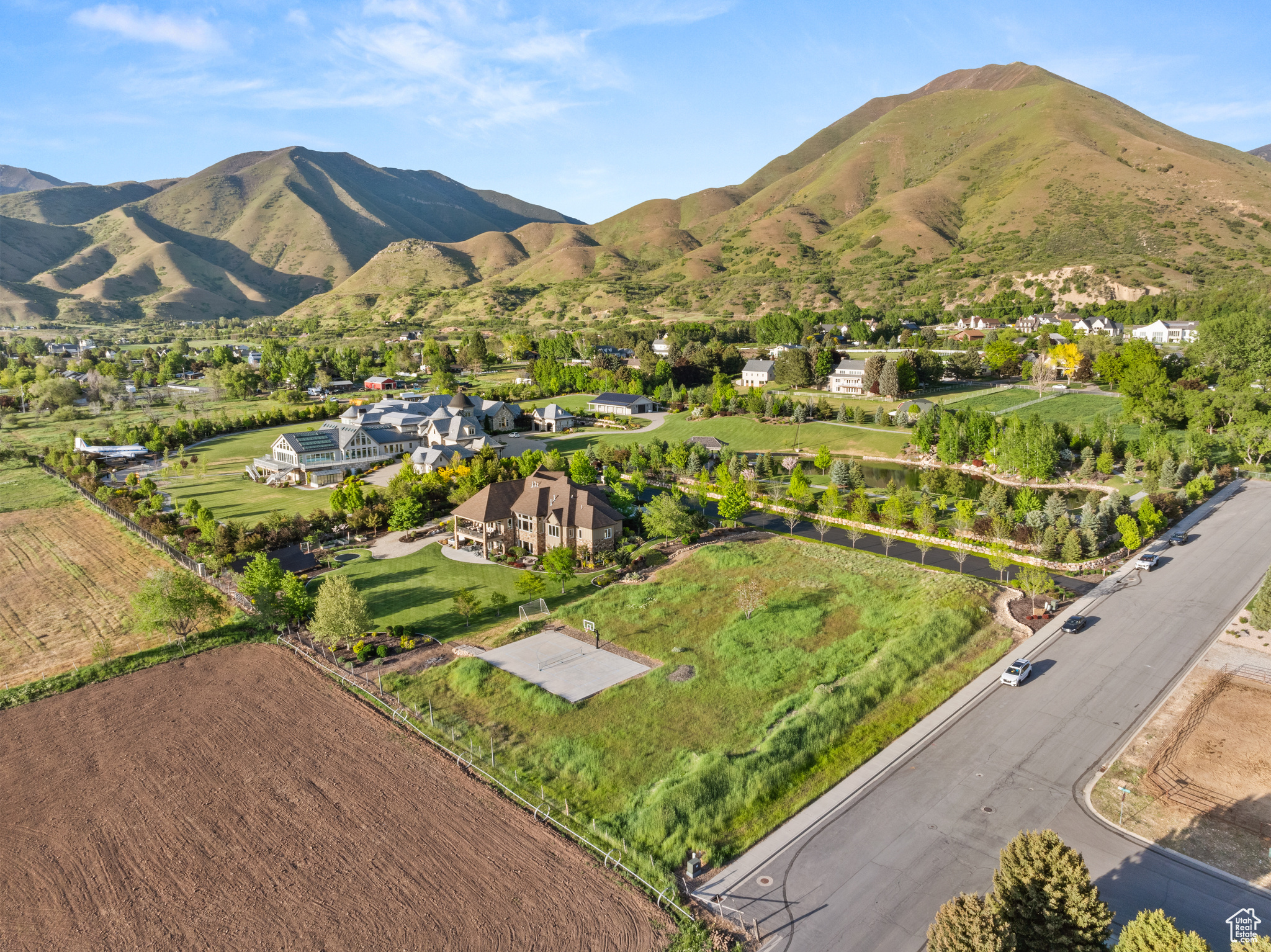 1515 E Maple St, Mapleton, Utah image 4