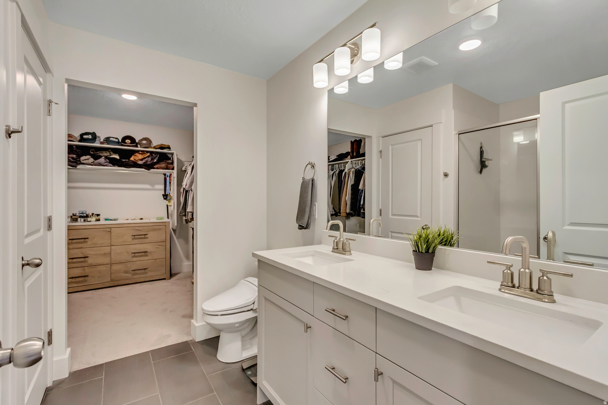 ESTATES AT FENN FARM - Residential