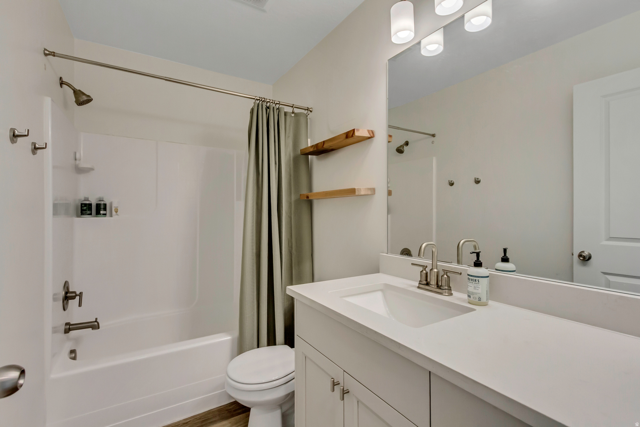 ESTATES AT FENN FARM - Residential