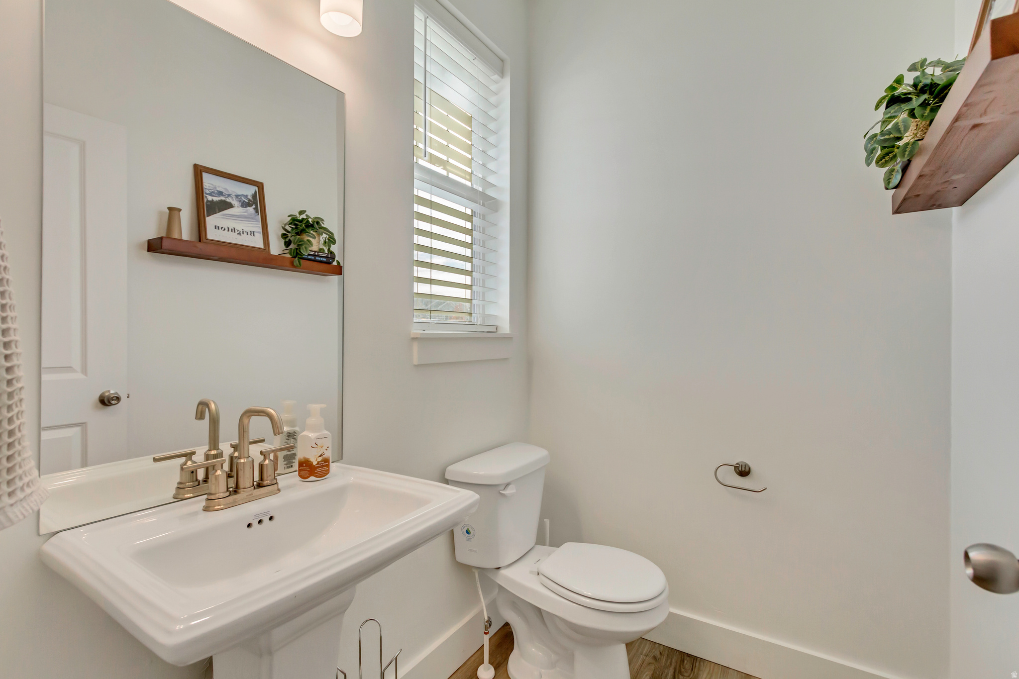 ESTATES AT FENN FARM - Residential