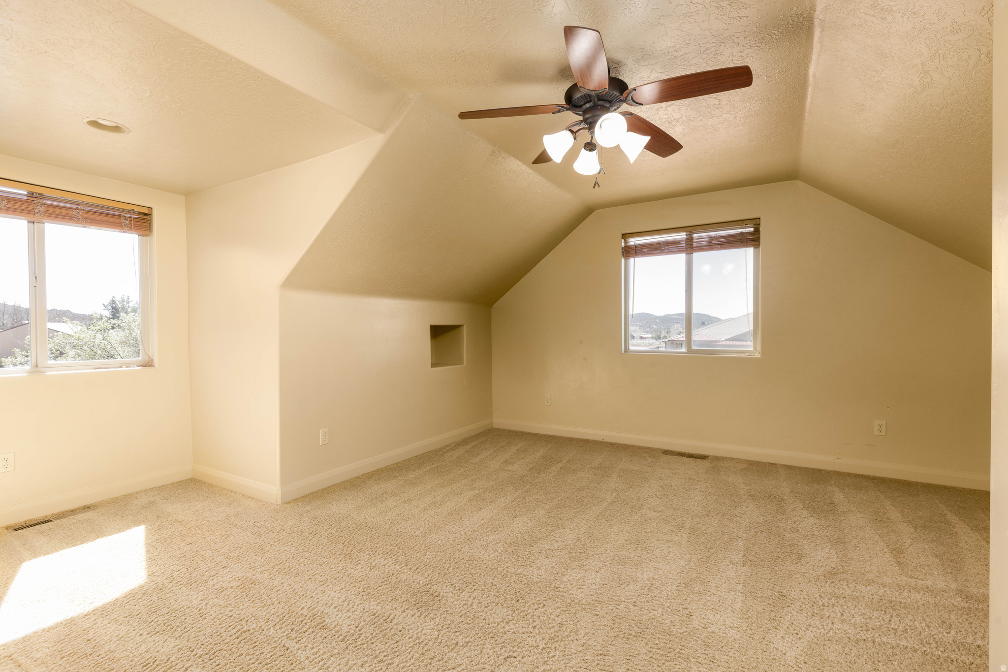 CANYON TRAILS @ DAMMERON VALLEY PH 2 - Residential