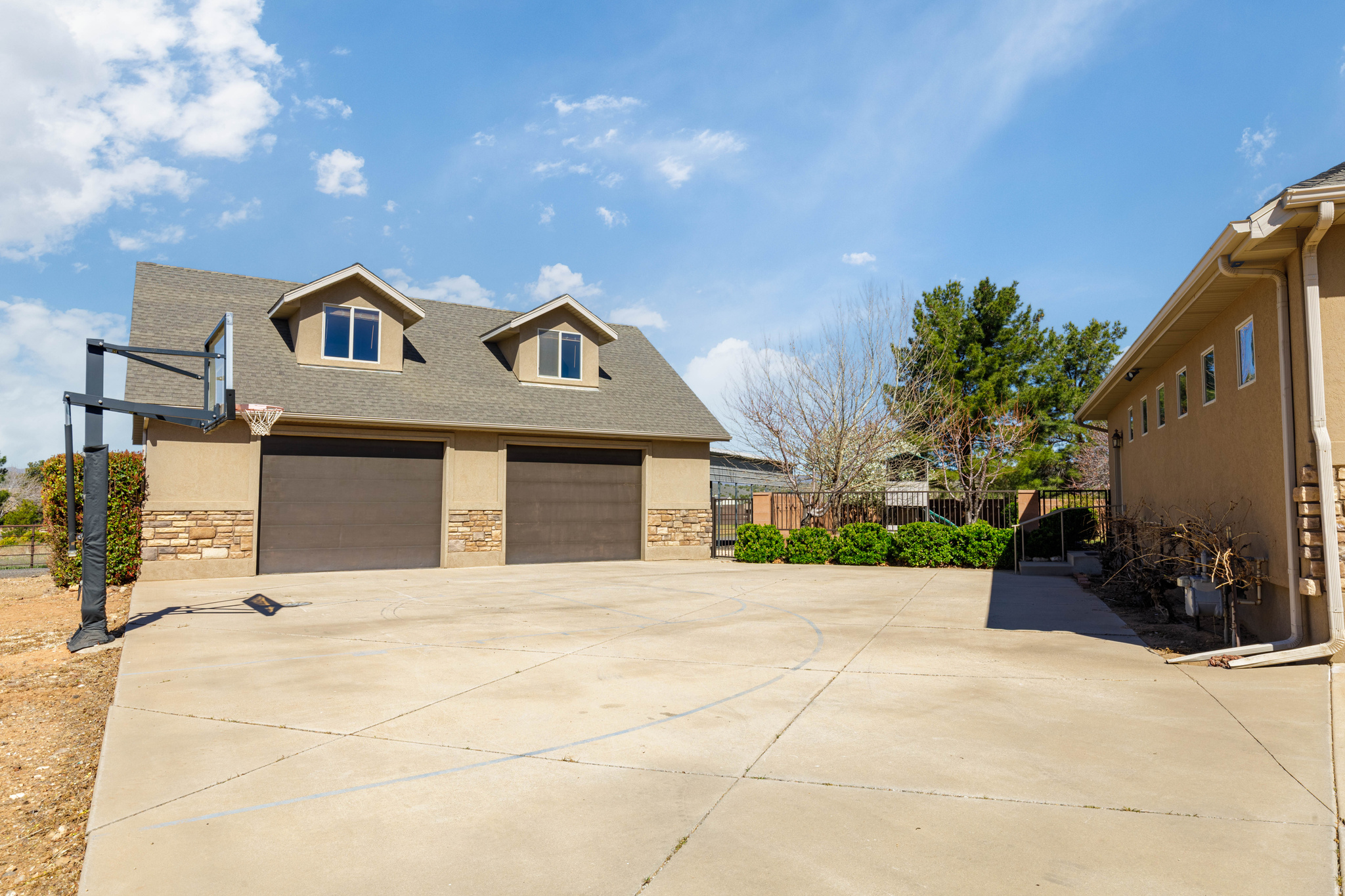 CANYON TRAILS @ DAMMERON VALLEY PH 2 - Residential