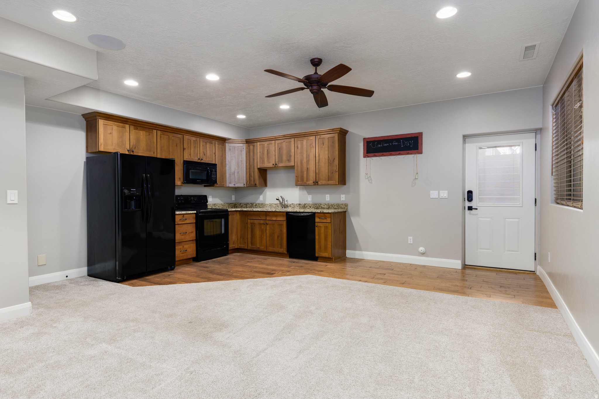 CANYON TRAILS @ DAMMERON VALLEY PH 2 - Residential