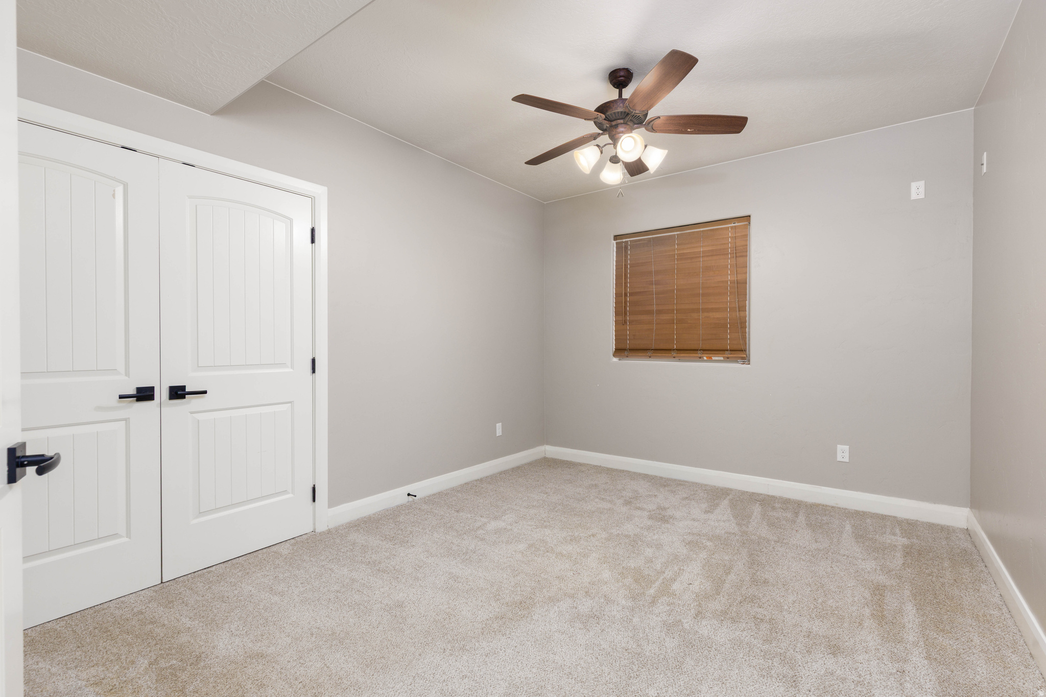 CANYON TRAILS @ DAMMERON VALLEY PH 2 - Residential