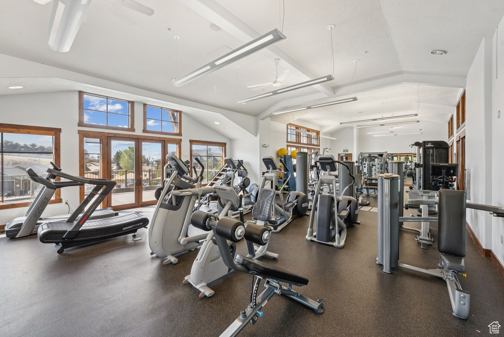 OAK VISTA AT SUNCREST - Residential
