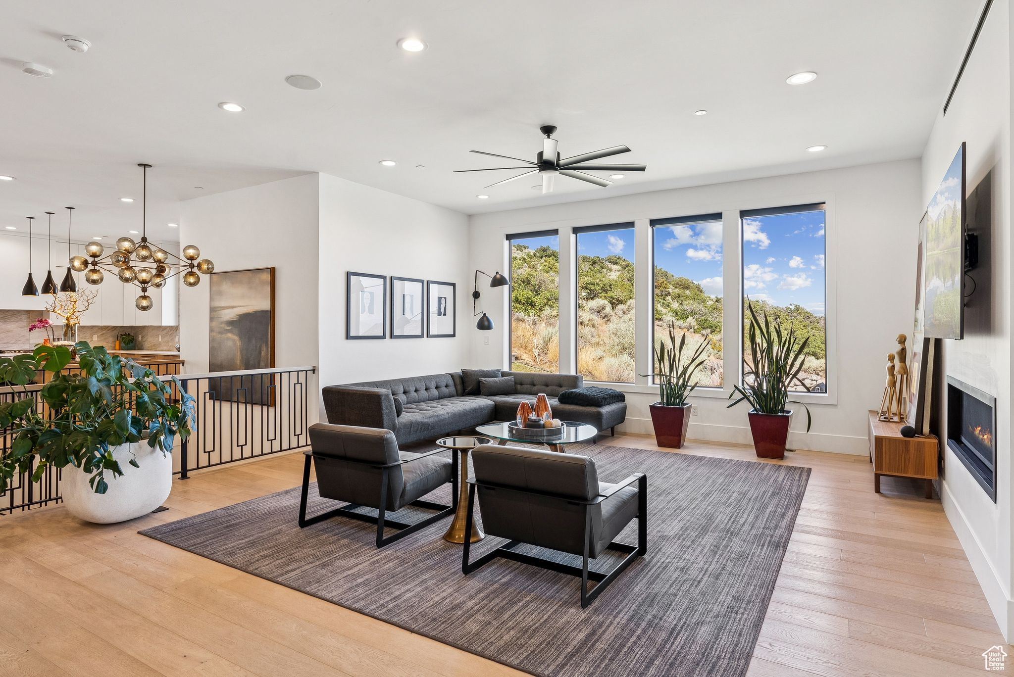 OAK VISTA AT SUNCREST - Residential