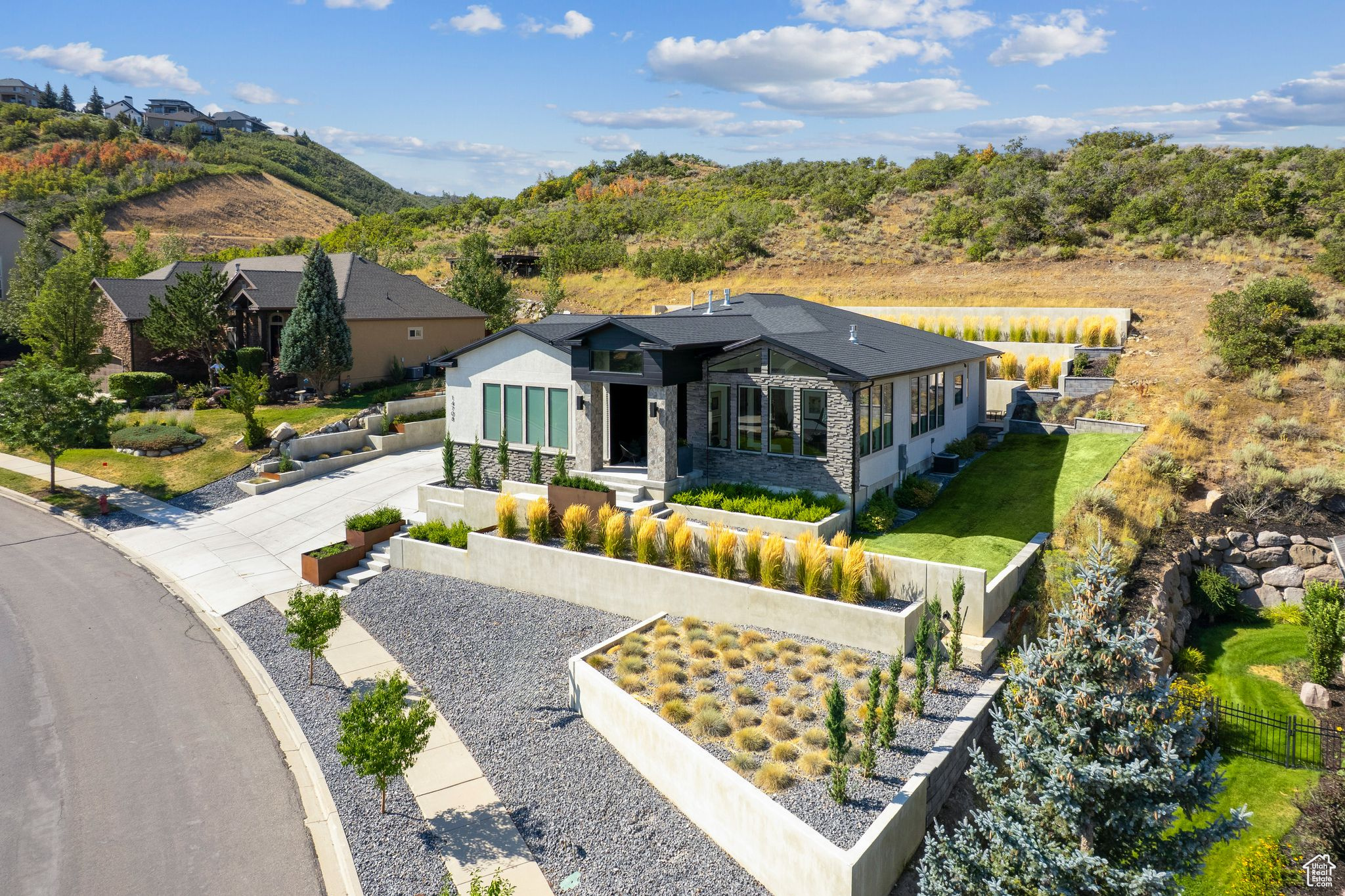 OAK VISTA AT SUNCREST - Residential