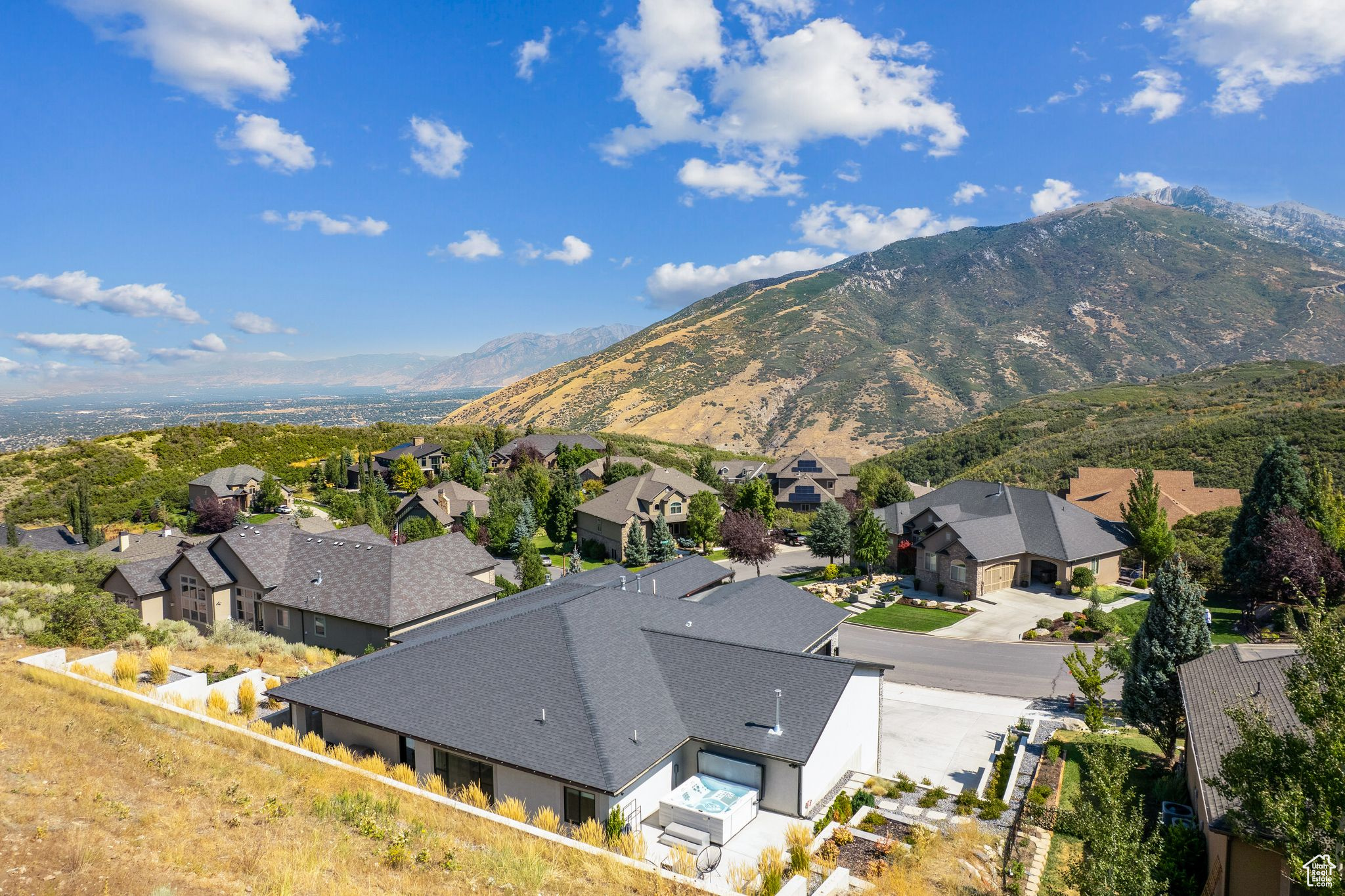 OAK VISTA AT SUNCREST - Residential