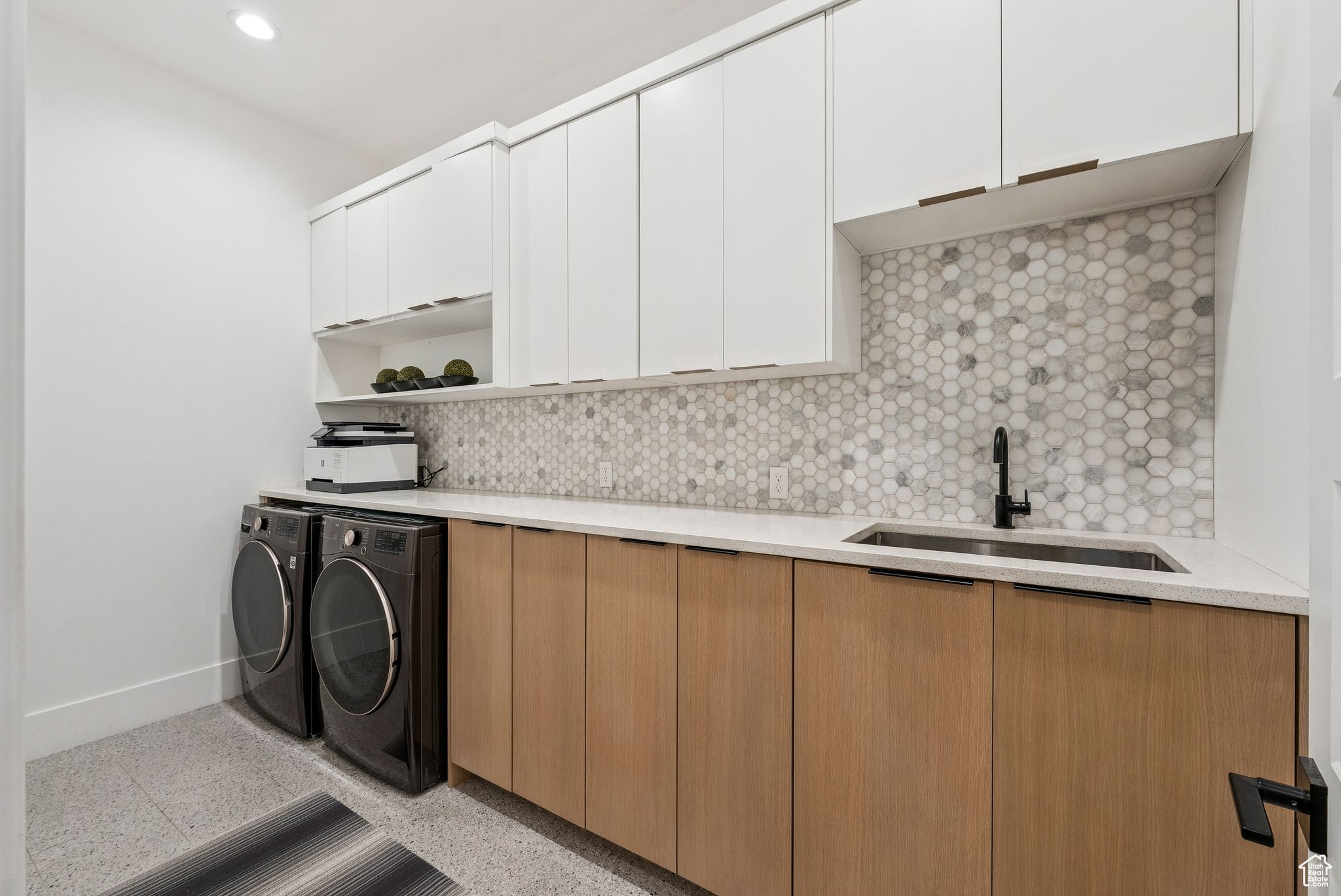 OAK VISTA AT SUNCREST - Residential