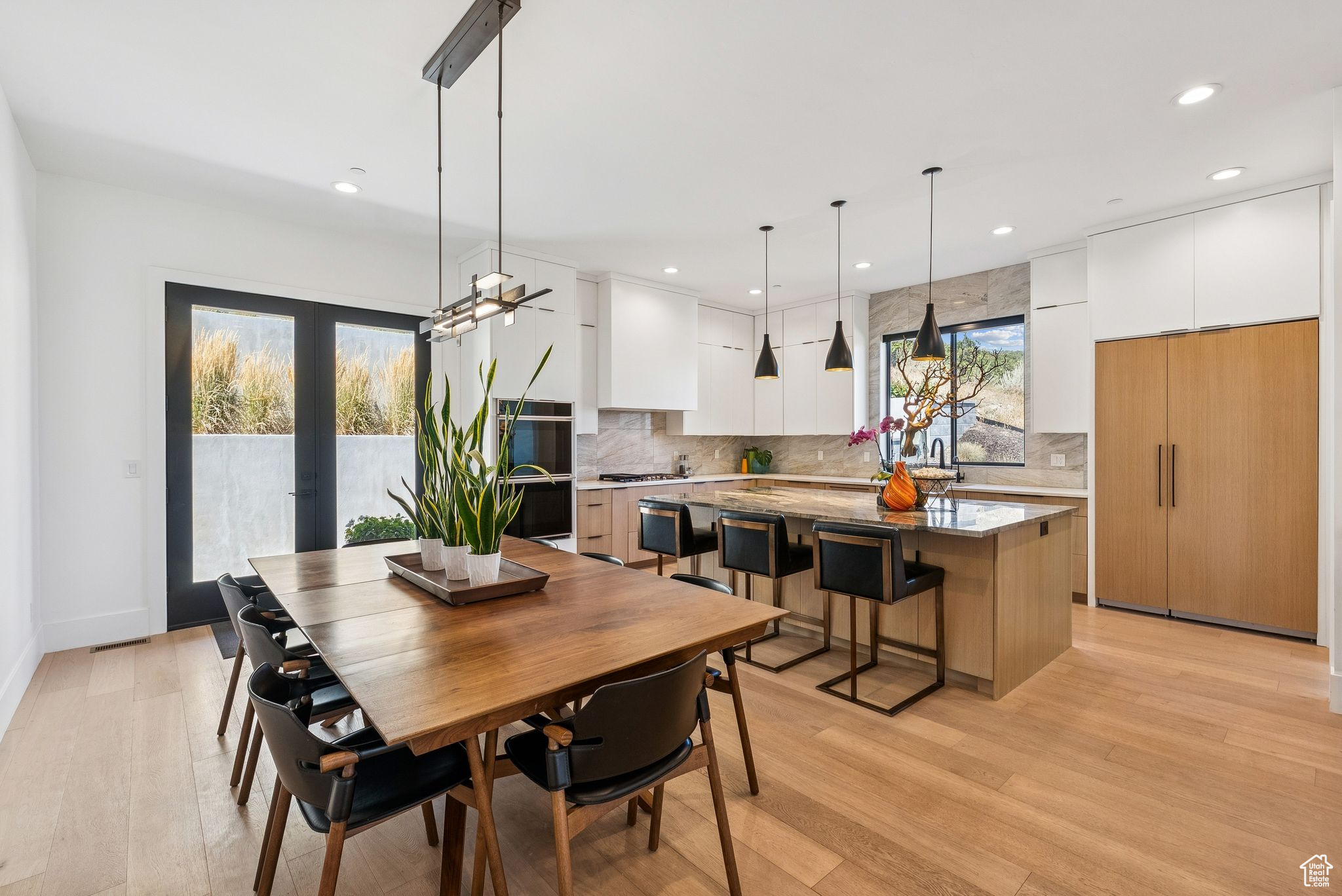 OAK VISTA AT SUNCREST - Residential