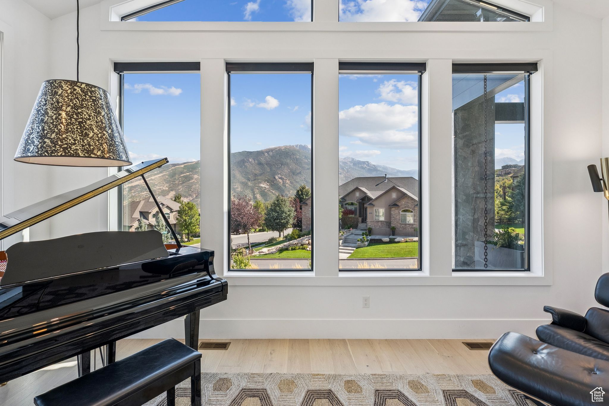 OAK VISTA AT SUNCREST - Residential