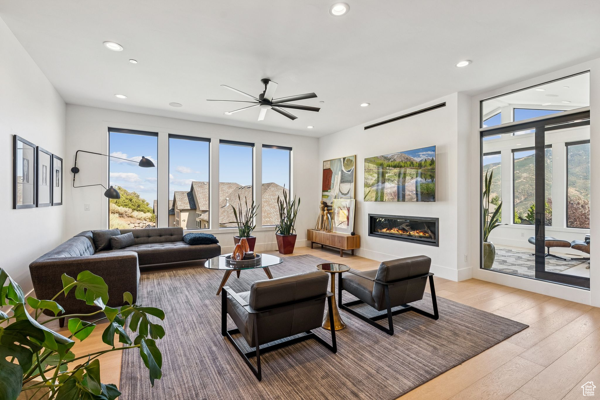 OAK VISTA AT SUNCREST - Residential