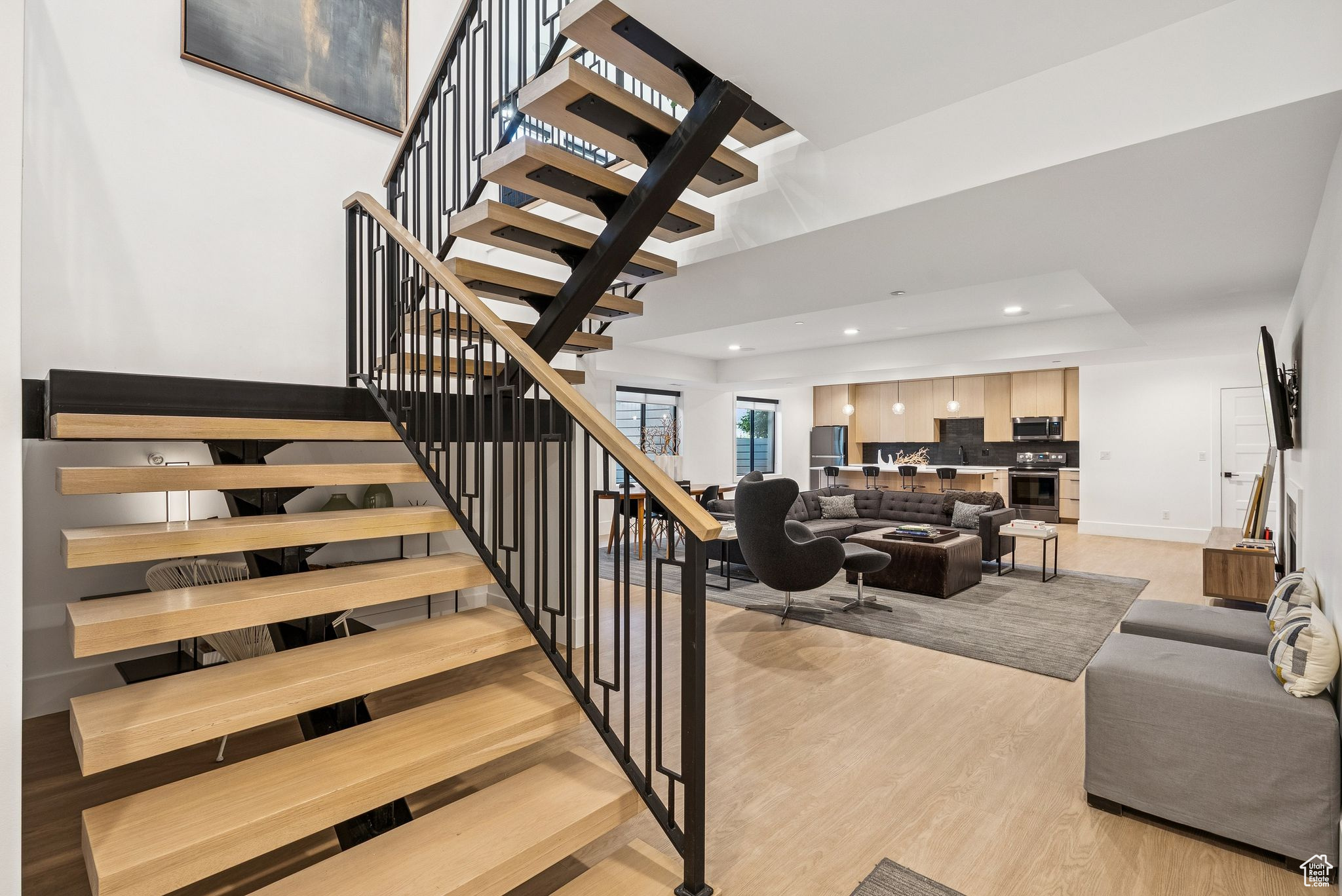 OAK VISTA AT SUNCREST - Residential