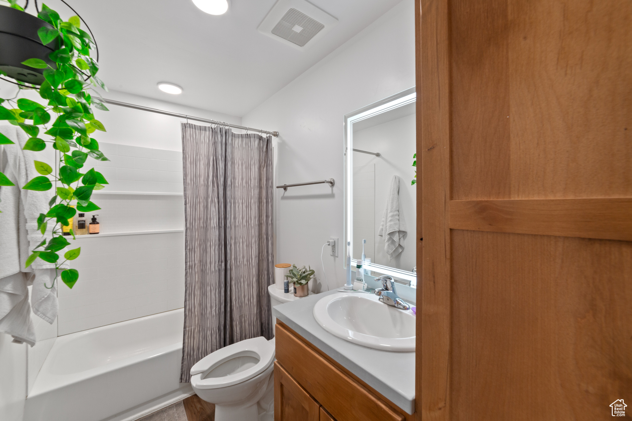 Moab, Utah 84532, United States, 1 Bedroom Bedrooms, ,1 BathroomBathrooms,Residential,Active,79533