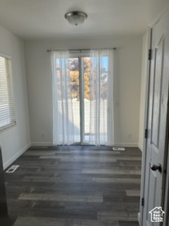 COTTAGES AT ELK RUN - Residential