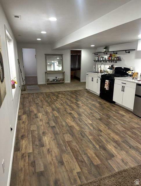 COTTAGES AT ELK RUN - Residential