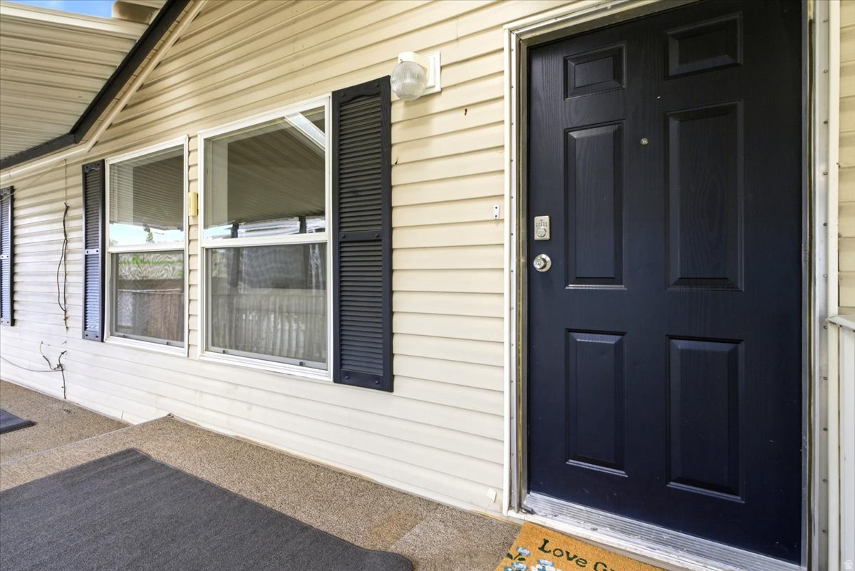 ALL SEASONS - Residential