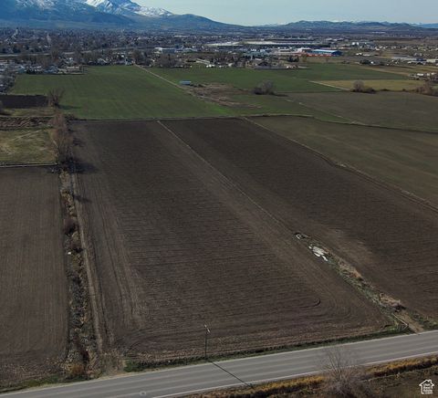 Tiny photo for 600 W 900 N, Payson, UT 84651 (MLS # 1982932)