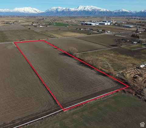 Tiny photo for 600 W 900 N, Payson, UT 84651 (MLS # 1982932)