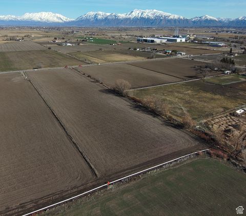 Tiny photo for 600 W 900 N, Payson, UT 84651 (MLS # 1982932)