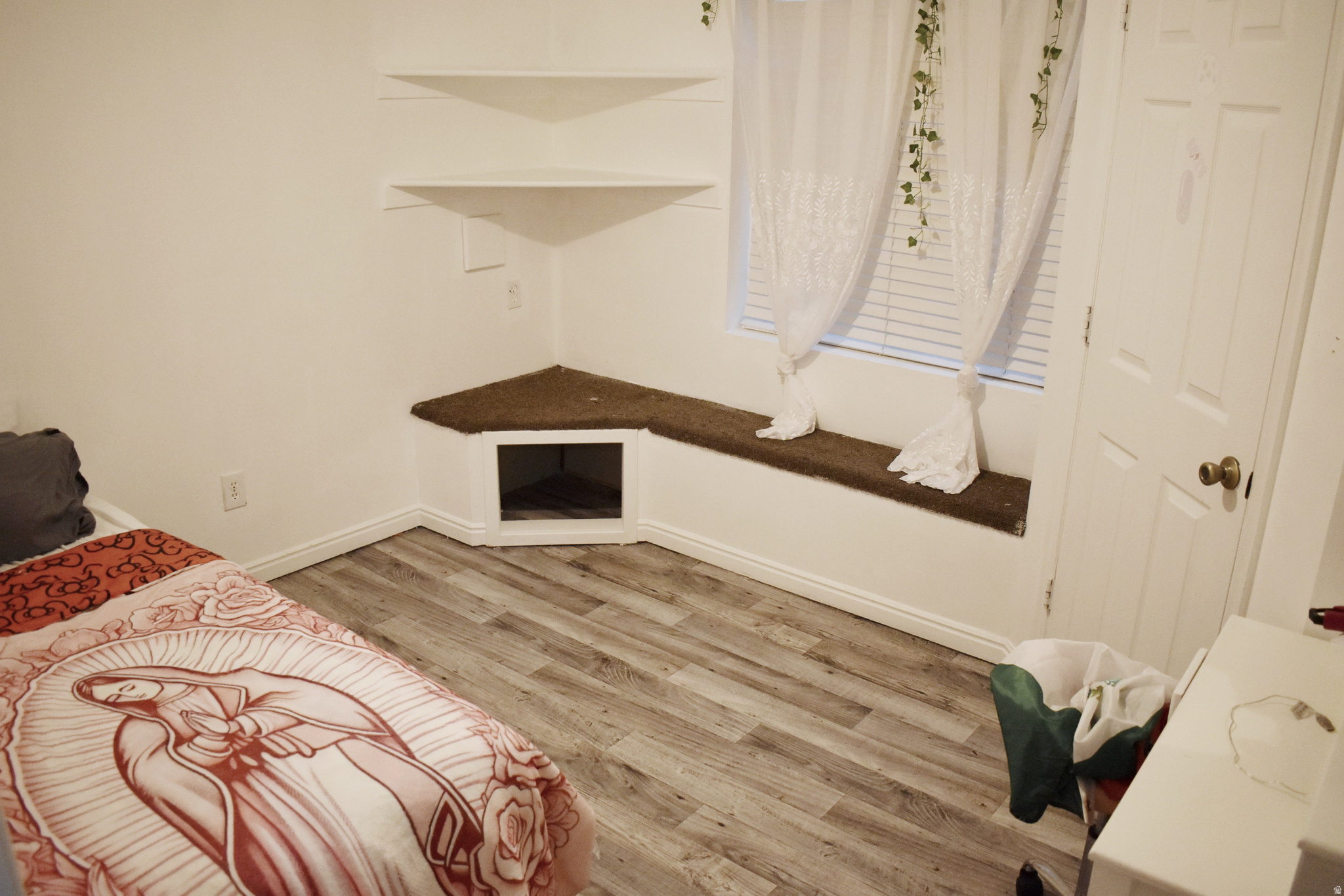 MEADOWS - Residential