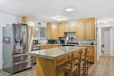 Tiny photo for 5758 S BENNION DR, Taylorsville, UT 84129 (MLS # 2126109)