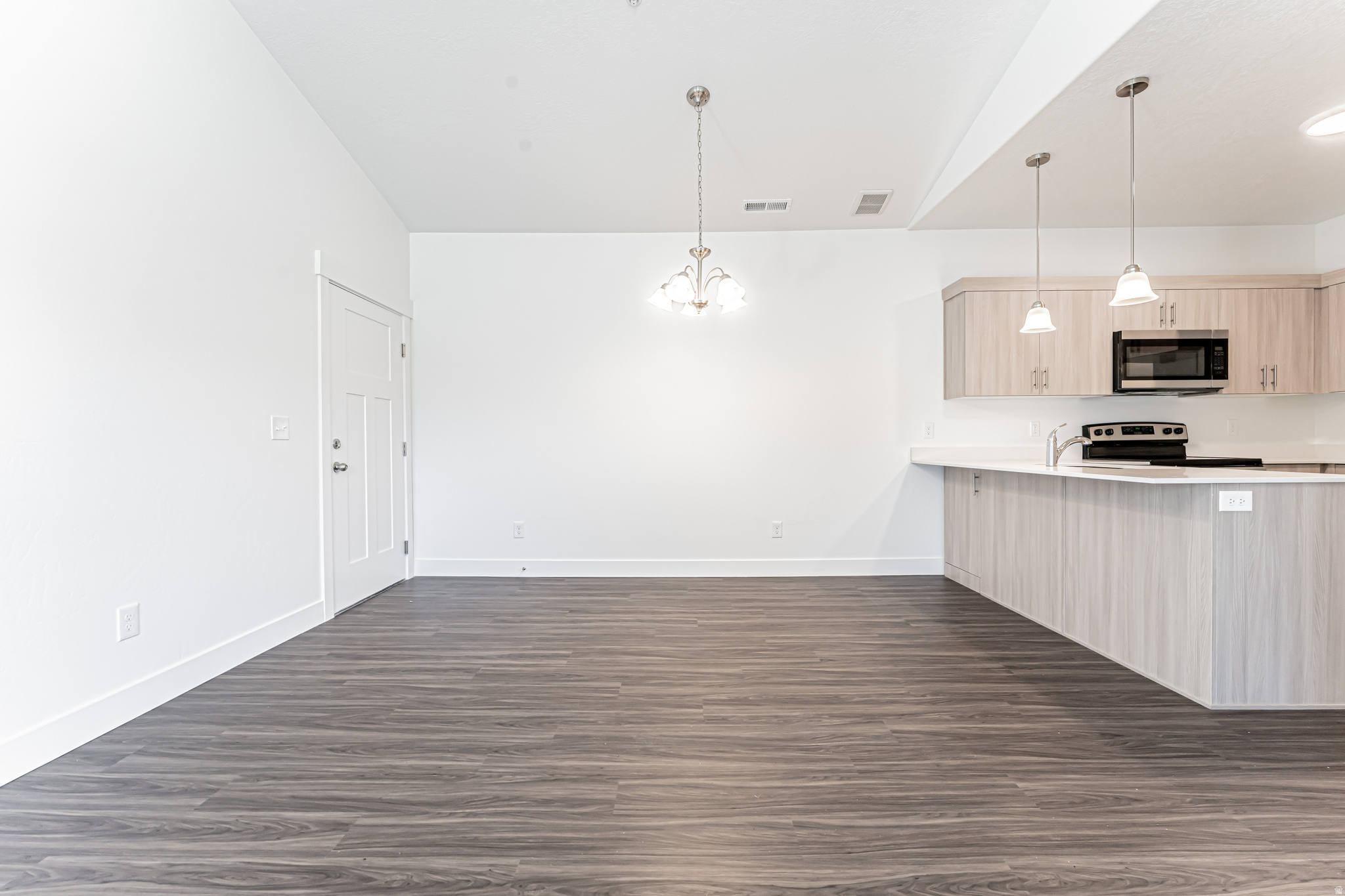 MT. RAINIER - Residential