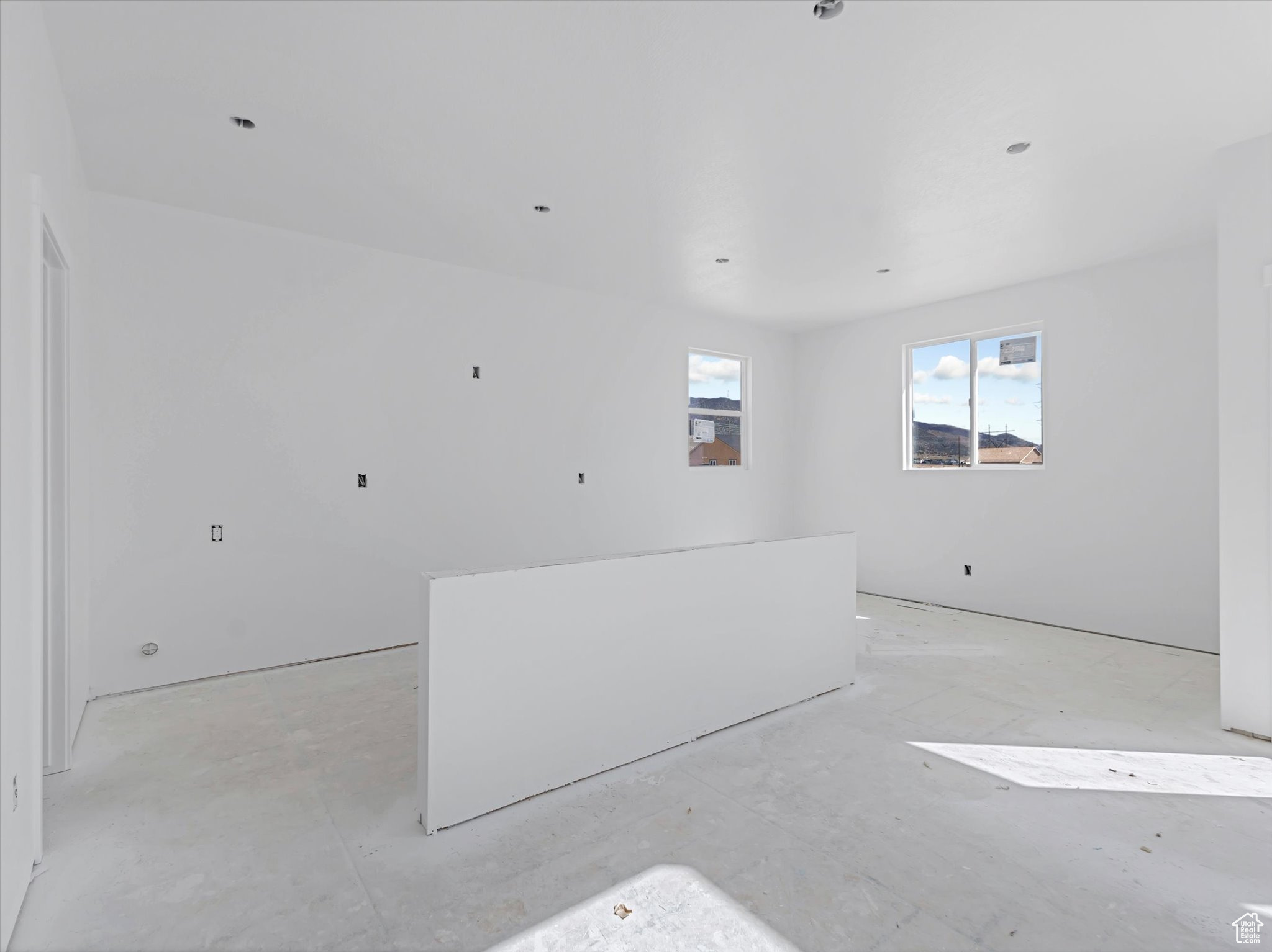 EAGLE POINT - Residential