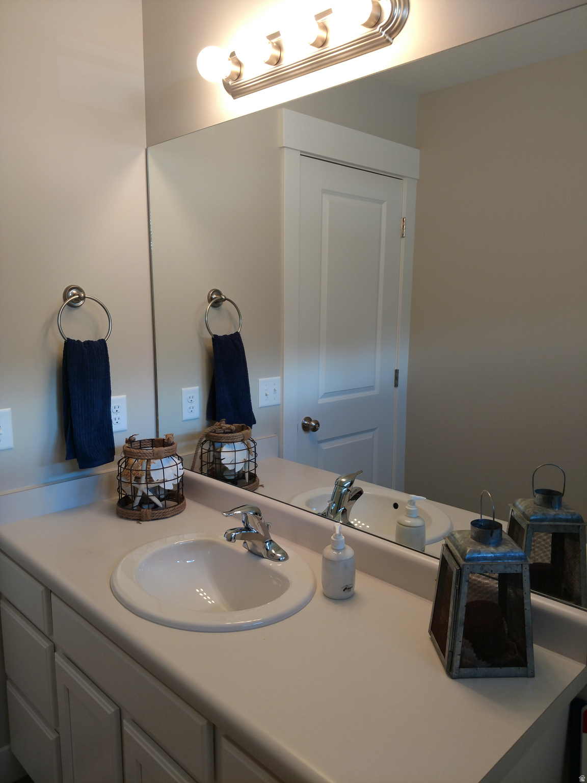 TAYLOR'S GROVE - Residential