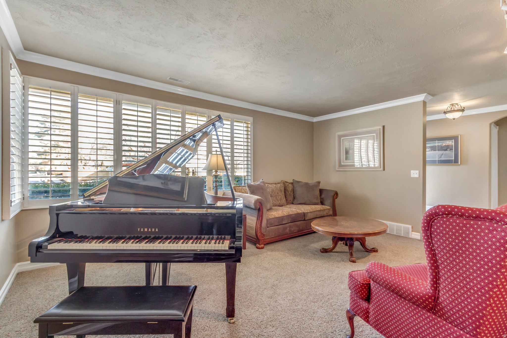 INTERNATIONAL GARDENS - Residential