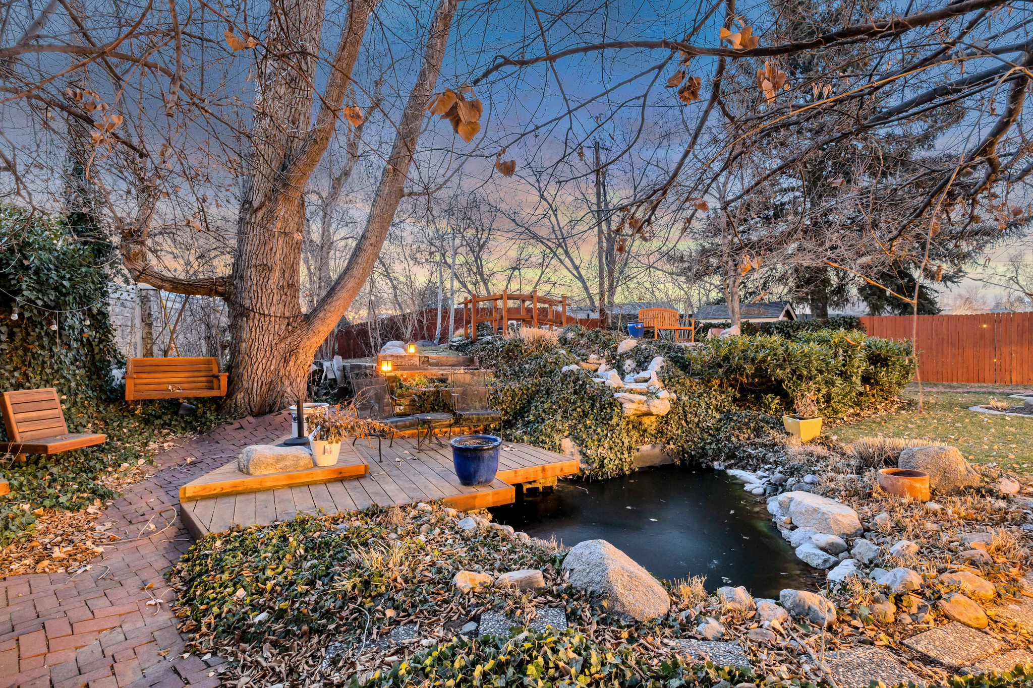 INTERNATIONAL GARDENS - Residential