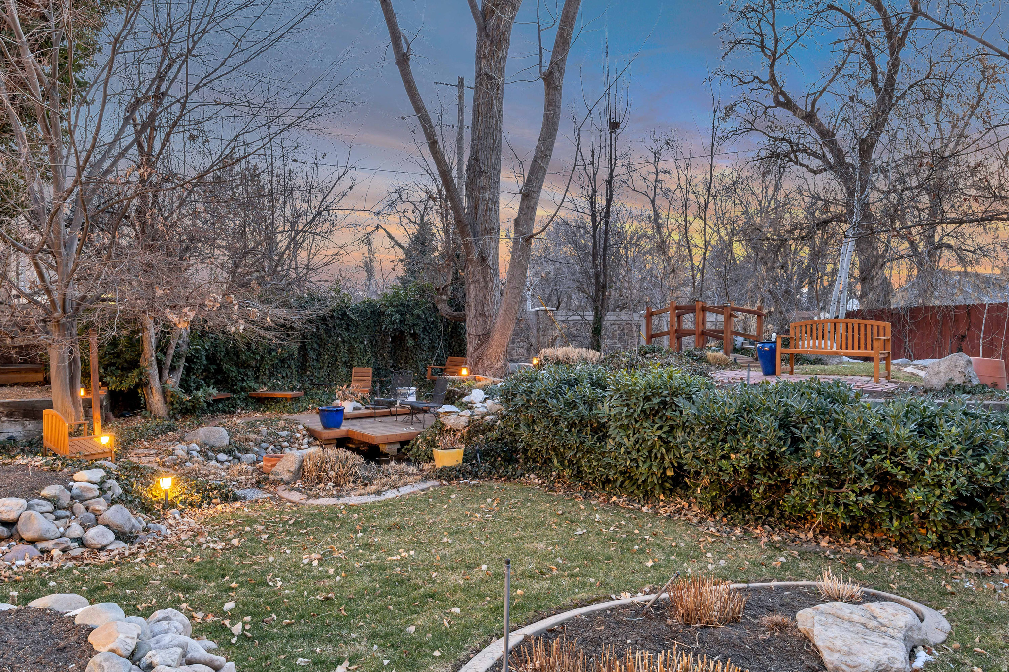 INTERNATIONAL GARDENS - Residential