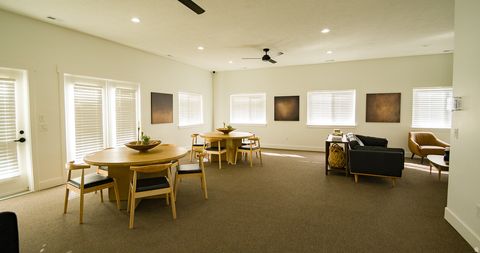 Tiny photo for 867 FARMINGTON XING, Farmington, UT 84025 (MLS # 2142266)