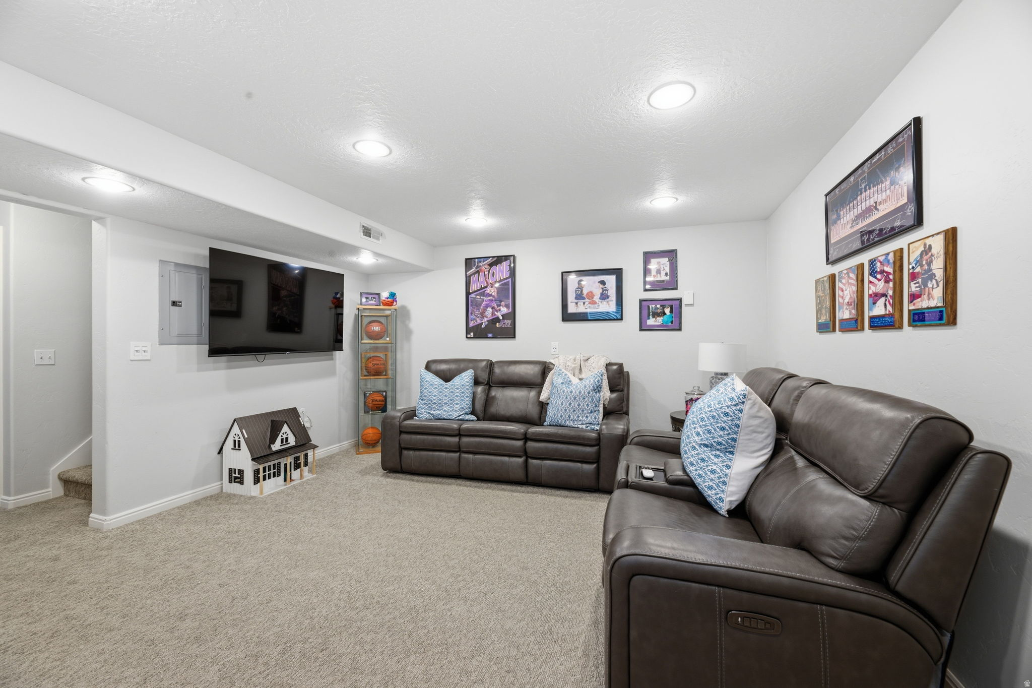 SOUTH MOUNTAIN - Residential