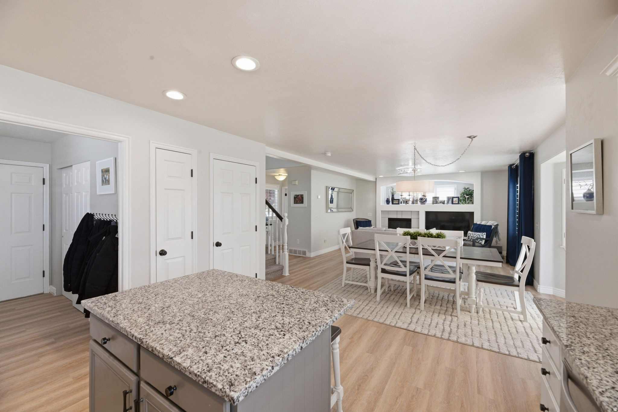 SOUTH MOUNTAIN - Residential