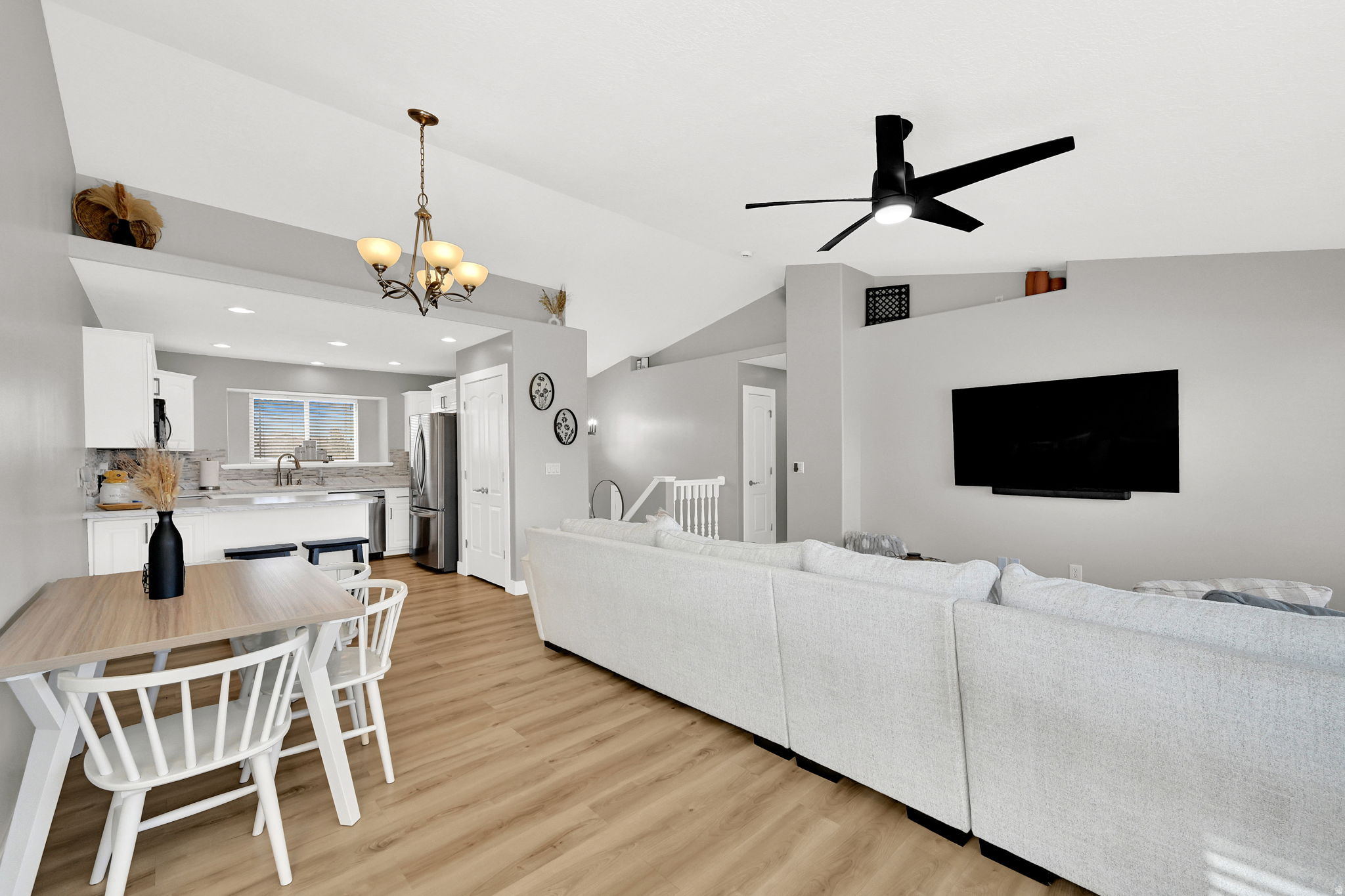 BOB DAVIS - Residential