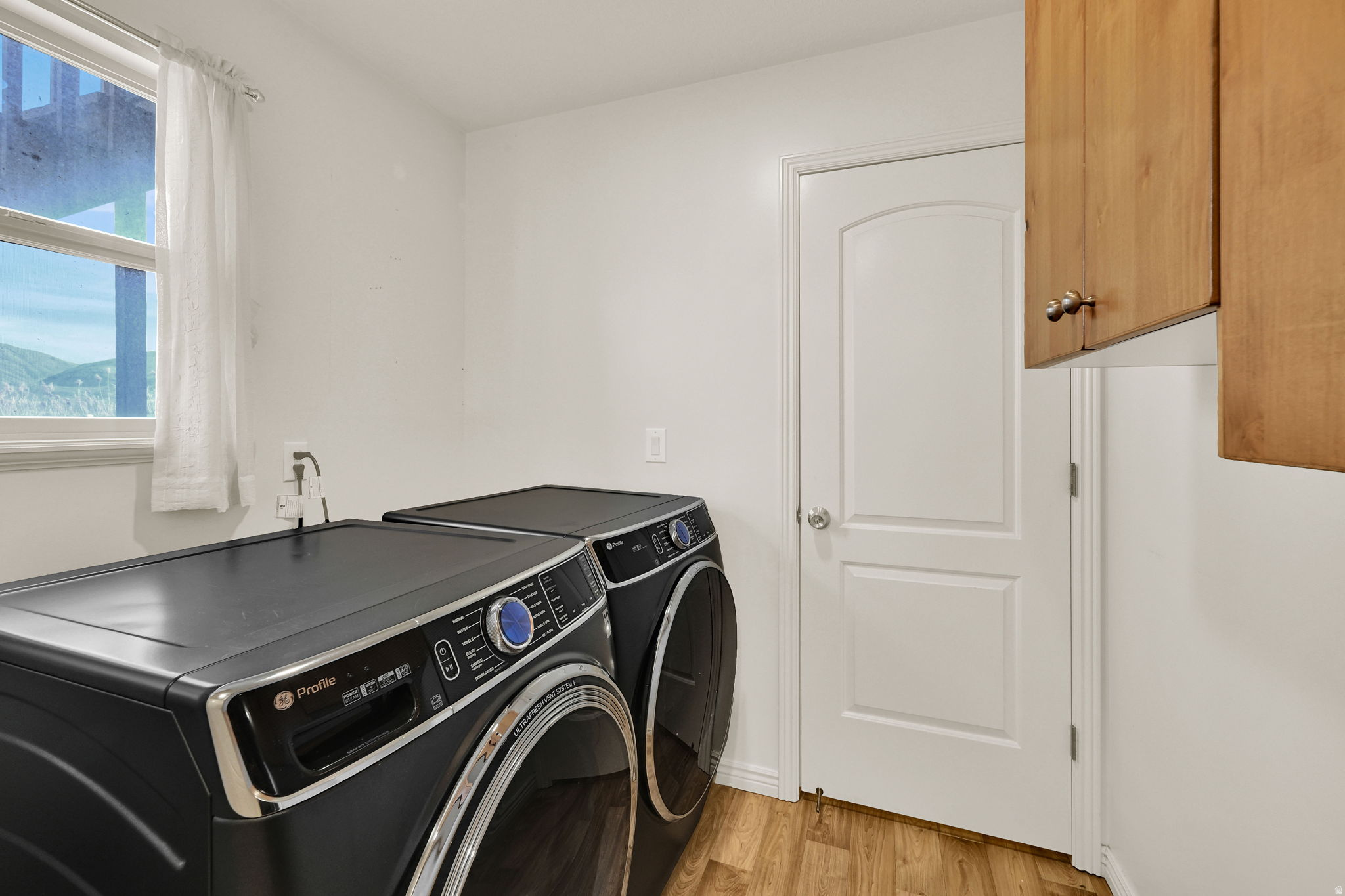 BOB DAVIS - Residential