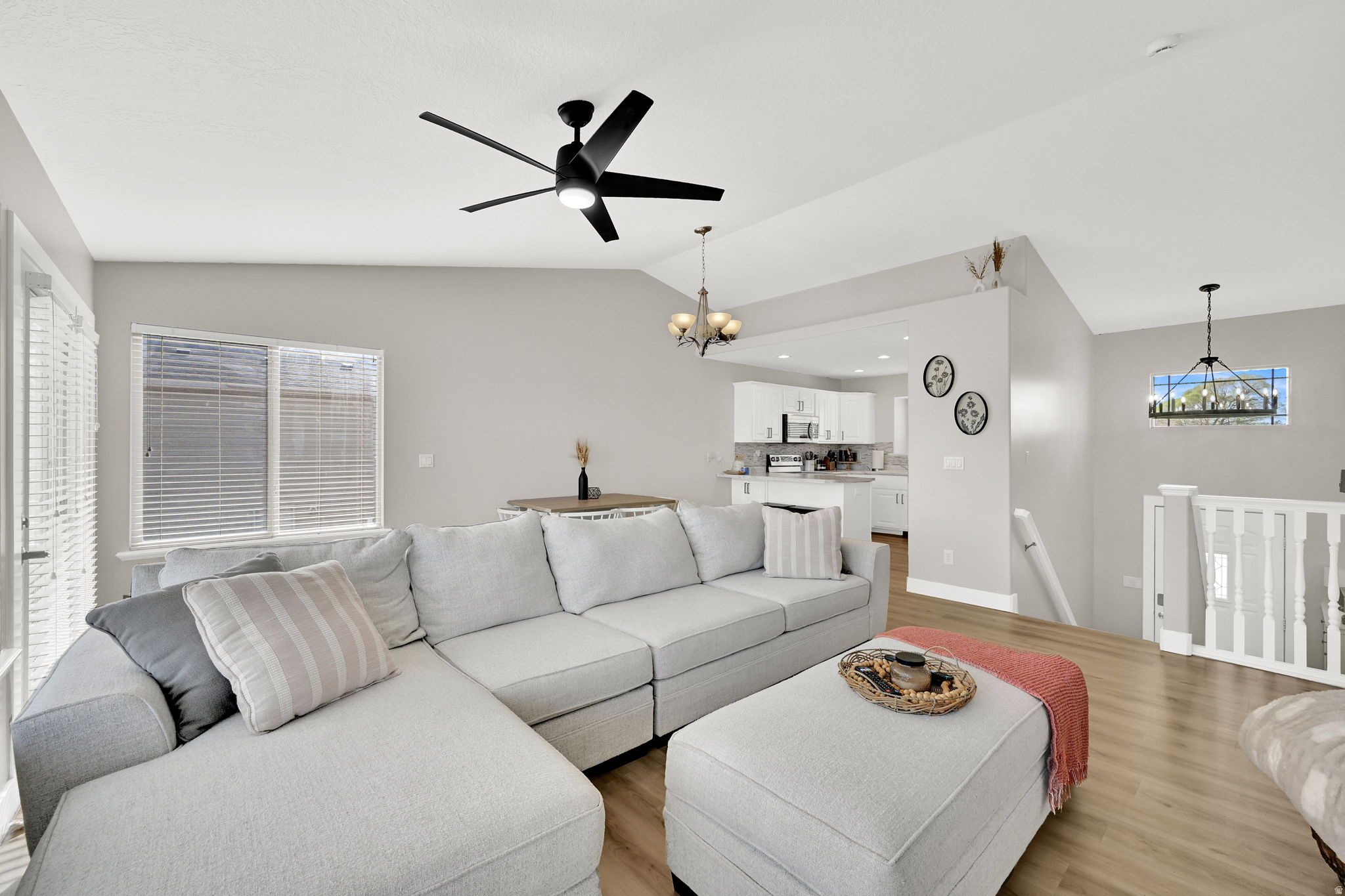 BOB DAVIS - Residential