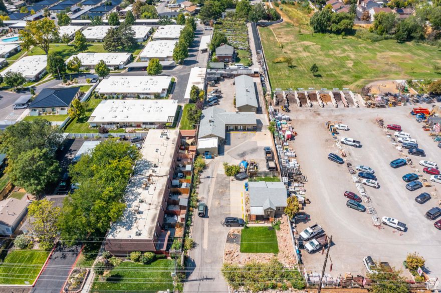 DO NOT DISTURB TENANTS MUST HAVE APPOINTMENT TO STEP ON THE PROPERTY. Please call Listing Agent with any questions.