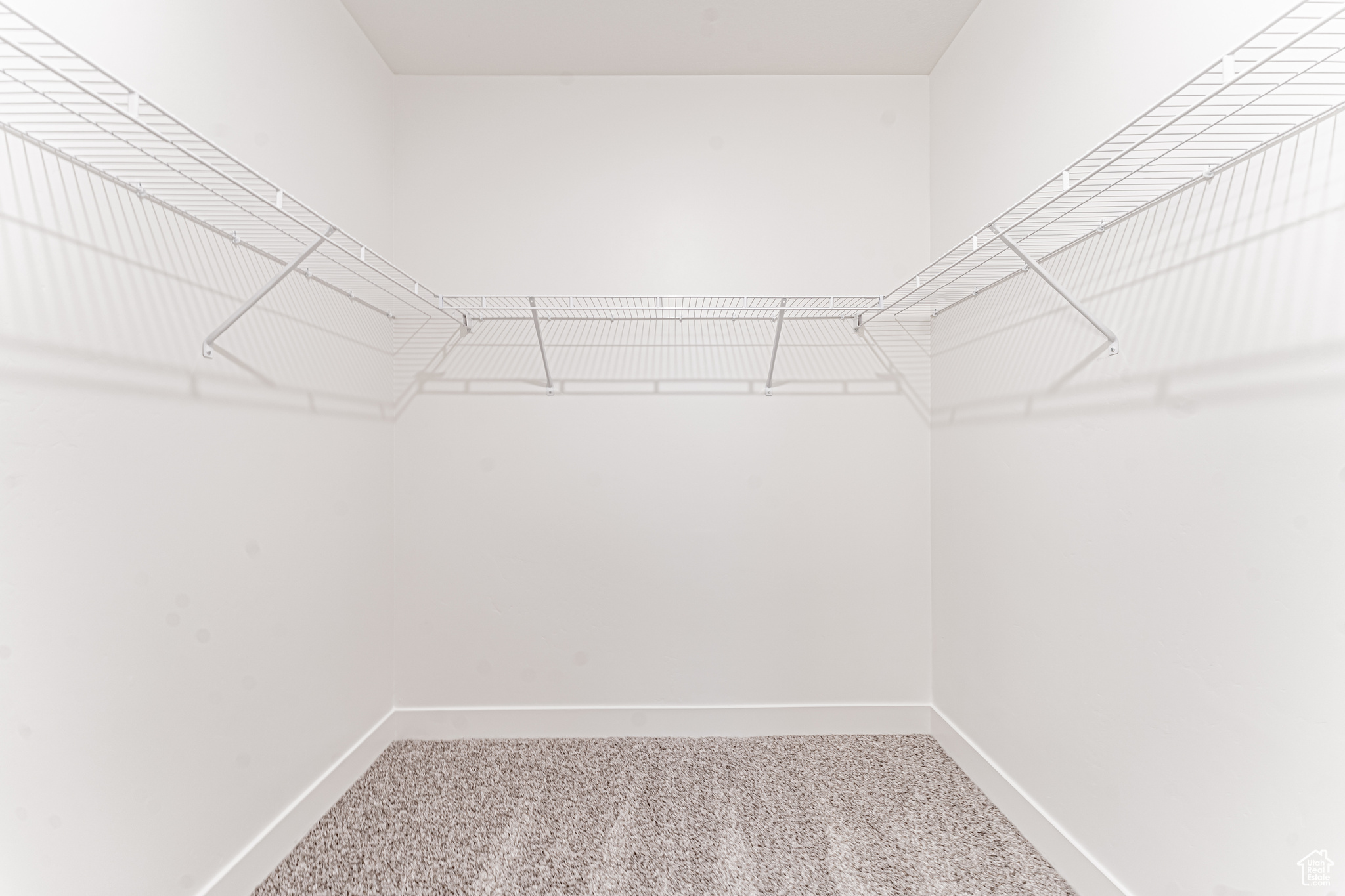 MOUNTAIN RIDGE - Residential