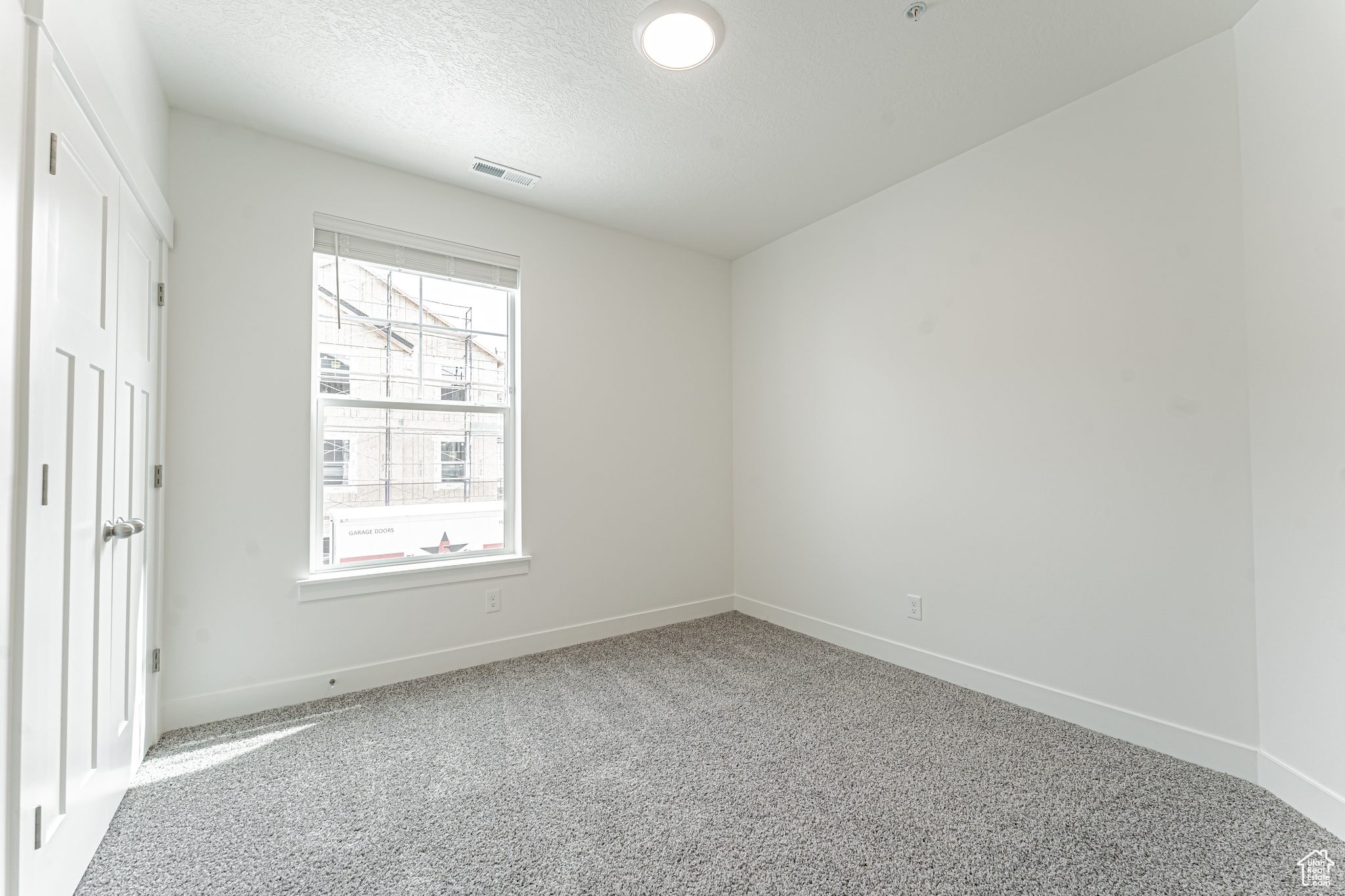 MOUNTAIN RIDGE - Residential