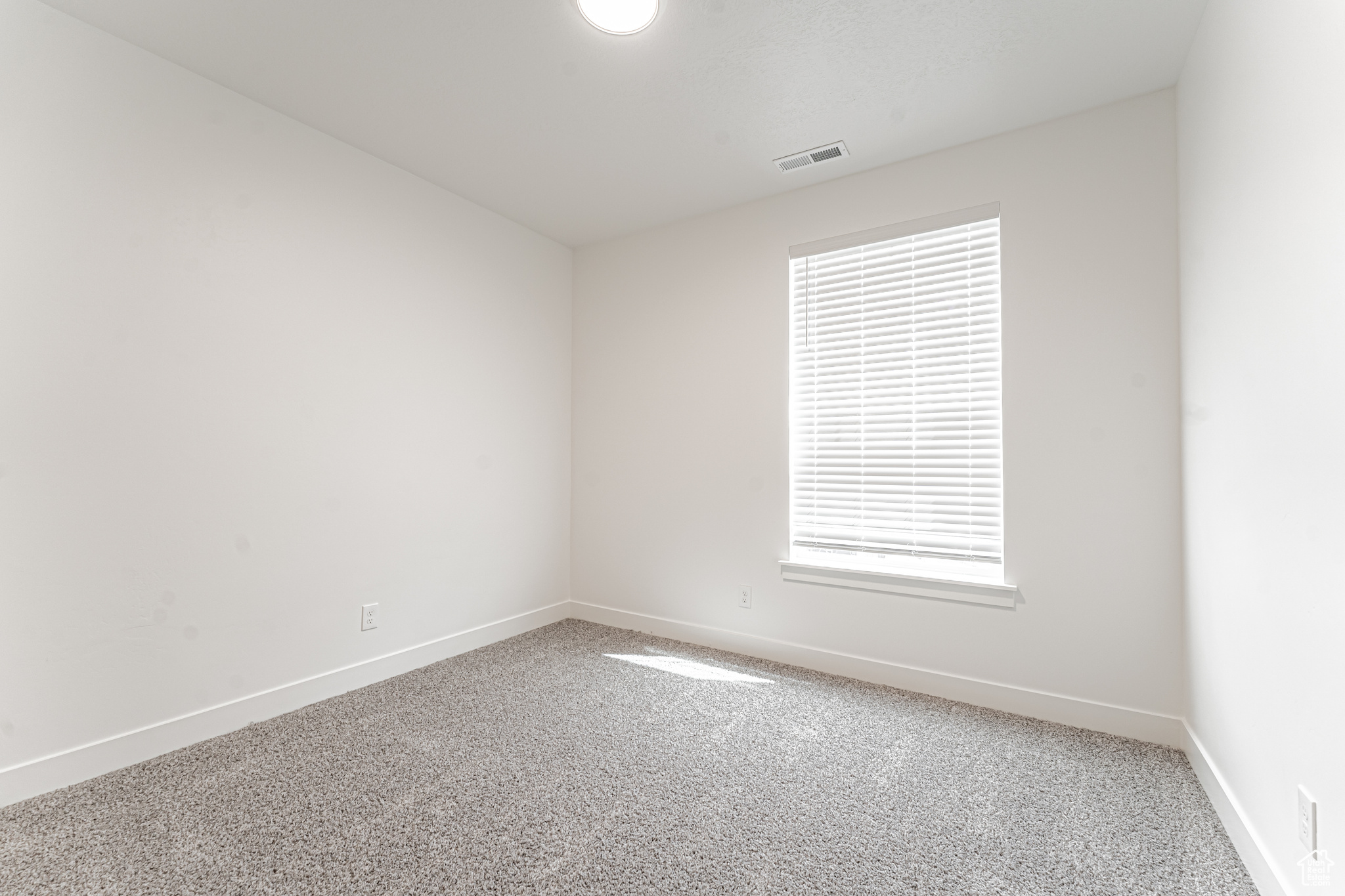 MOUNTAIN RIDGE - Residential