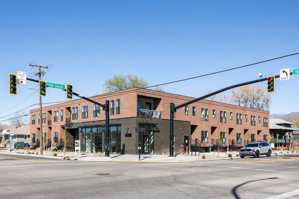 Photo of 2689 S 500 E #102, Salt Lake City, UT 84106 (MLS # 2148369)