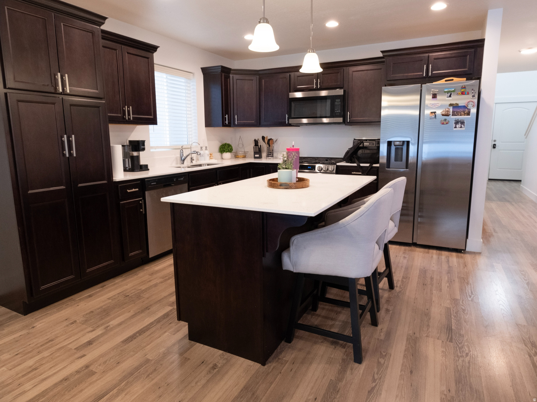 MOUNTAIN RIDGE - Residential