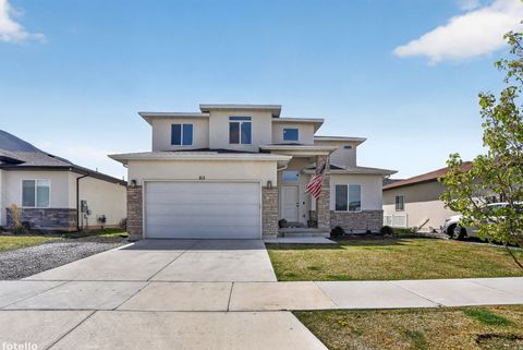 Photo of 815 W POWDERWOOD LN, Mapleton, UT 84664 (MLS # 2149745)